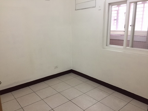 比佛利美3房車_170504_0005.jpg 比佛利美3房車_170504_0005.jpg