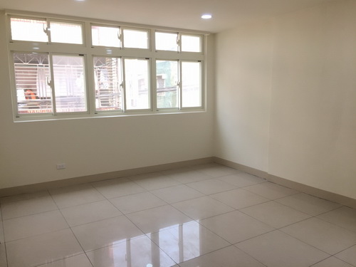 全新整理透天_170501_0006.jpg 全新整理透天_170501_0006.jpg