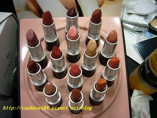 mac-red05.jpg