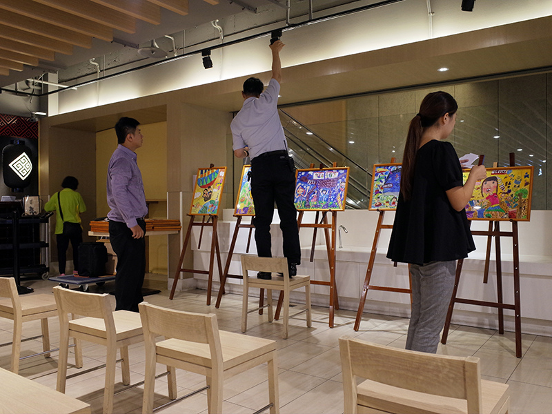 2015-08-13徐匯廣場第四屆兒童繪畫頒獎001.jpg 2015-08-13徐匯廣場第四屆兒童繪畫頒獎001.jpg