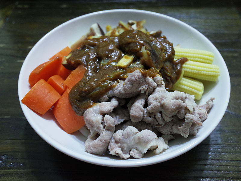 2016-06-30咖哩麵003.jpg 2016-06-30咖哩麵003.jpg