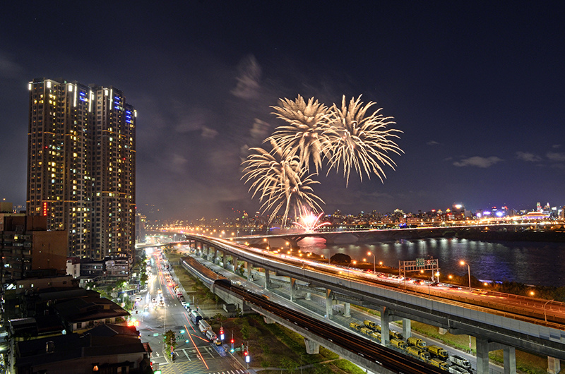 2017-08-26大稻城煙火011.jpg