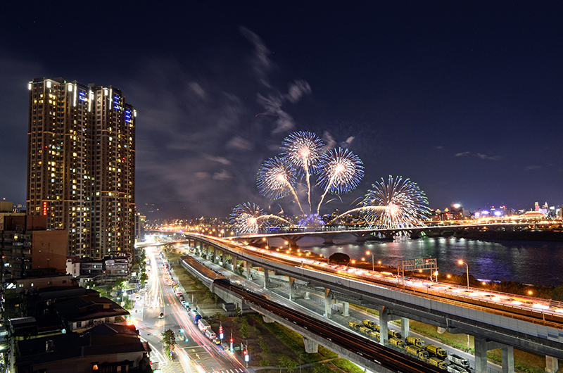 2017-08-26大稻城煙火010.jpg