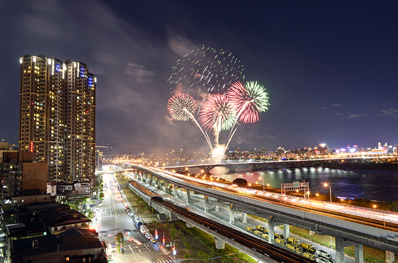 2017-08-26大稻城煙火013.jpg