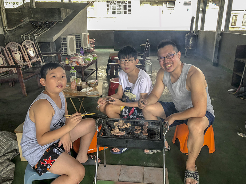 2018-09-24烤肉001.jpg 2018-09-24烤肉001.jpg