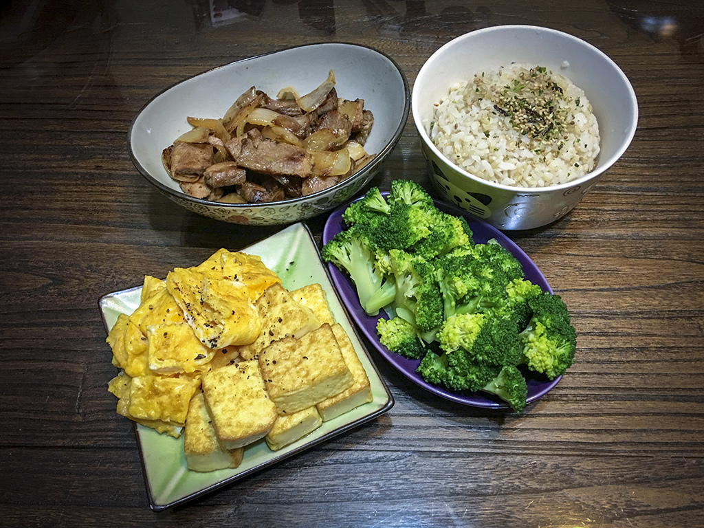 2019-03-18晚餐.jpg 2019-03-18晚餐.jpg