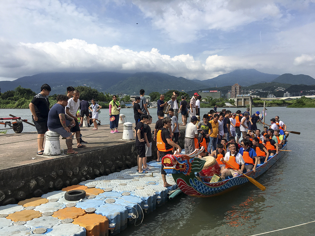 2019-06-07滑龍舟030.jpg 2019-06-07滑龍舟030.jpg