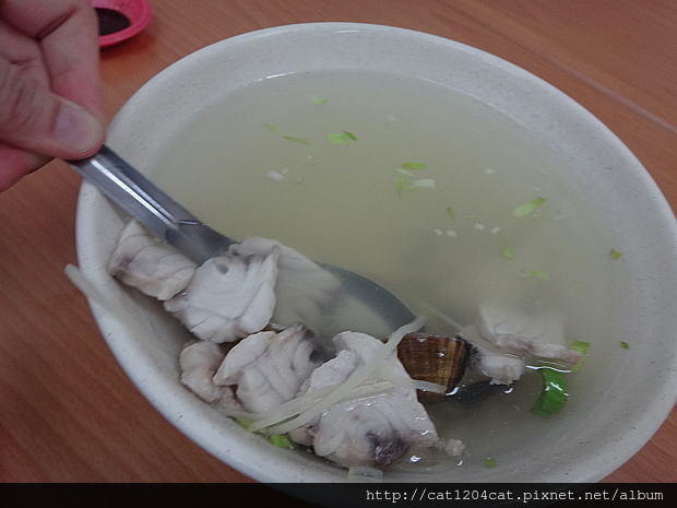 乾坤鮮魚湯2-1.JPG