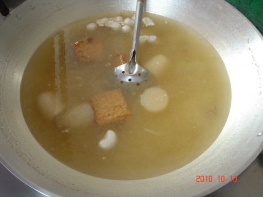 米粉湯1.JPG