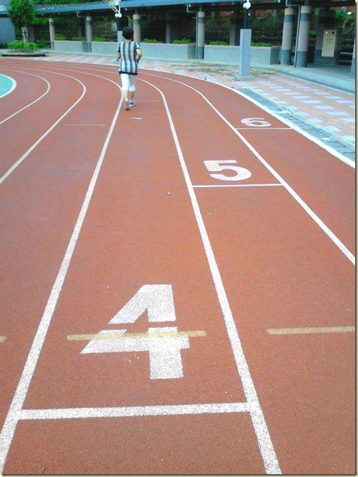 跑4 跑4