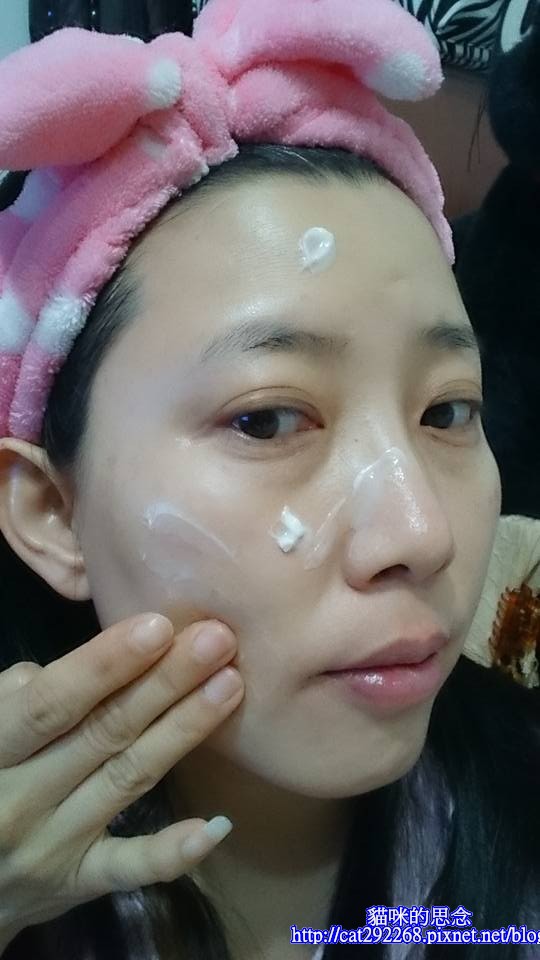 DVKN大衛肯尼斯-EEF能量因子精萃乳霜15.jpg 試用