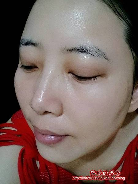 魔法天空 假面公主系列黑面膜 蝸牛修護保濕黑面膜敷臉.jpg
