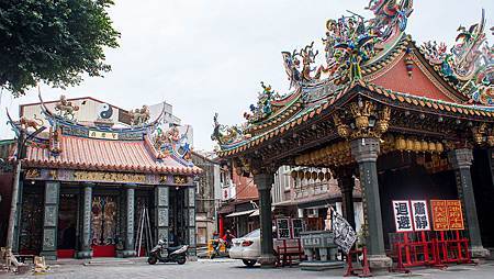 貓與蟲2018｜國華街旅遊起點！來台南美食街第一個景點就選普濟殿吧～壁畫不可錯過！