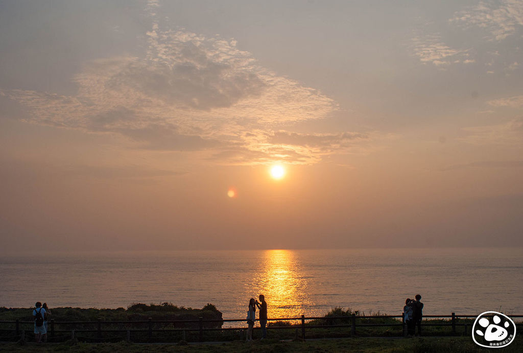 日本沖繩景點－萬座毛象鼻石 (15).jpg