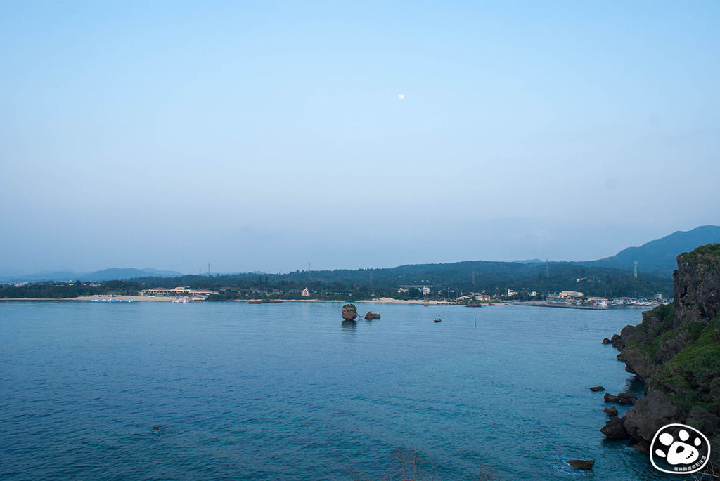 日本沖繩景點－萬座毛象鼻石 (13).jpg