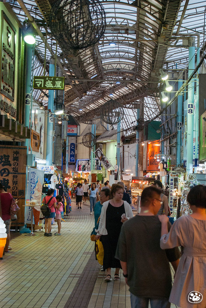 日本沖繩購物景點－國際通－平和通商店街 (3).jpg