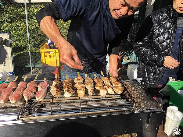 貓與蟲-日本東京築地景點-築地黑鮪魚壽司丼飯 (31).jpg