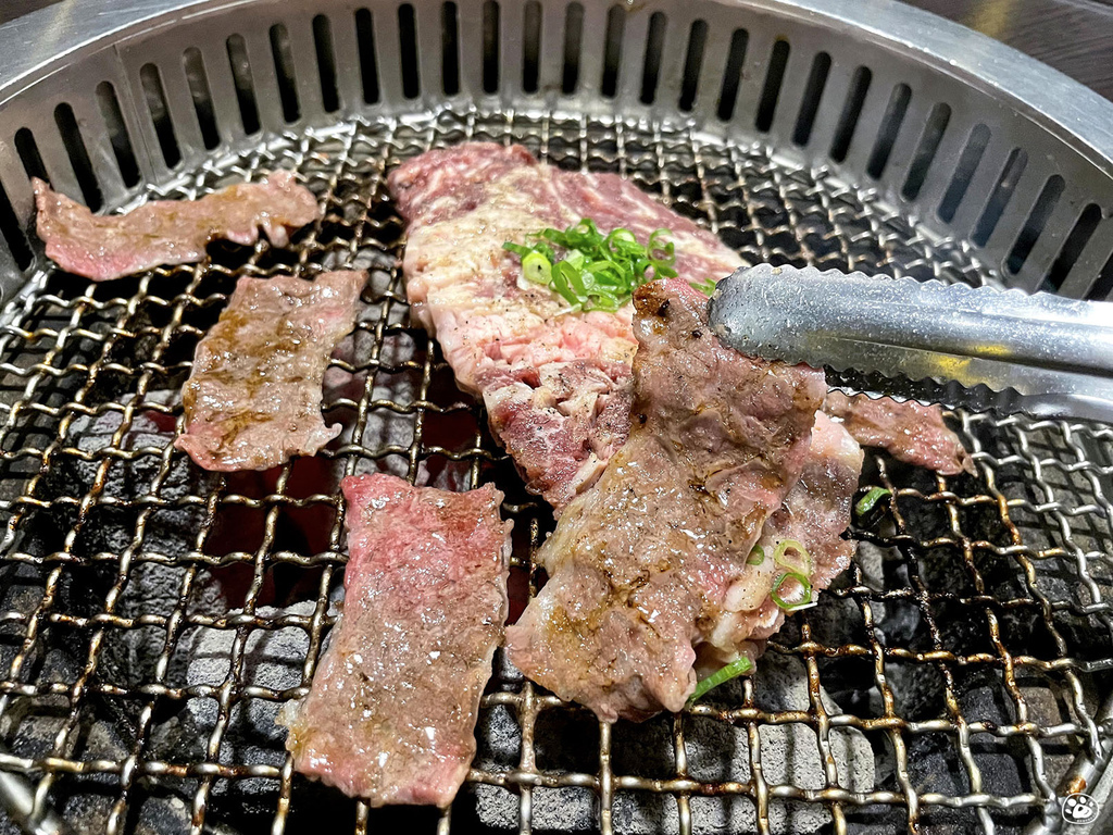 高雄燒肉新堀江新田路炭火本舖吃到飽699元菜單貓與蟲的遊記生活 (11).jpg