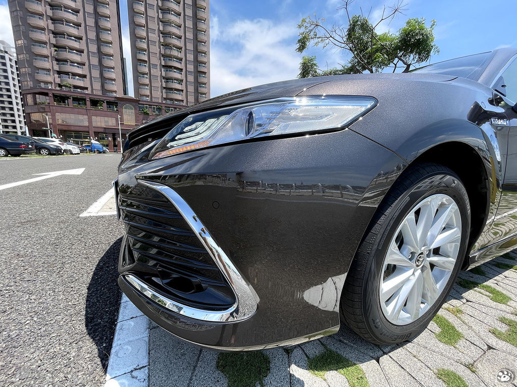 ToyotaCamry20218點5代凱美麗Hybrid油電尊爵古銅棕色貓與蟲的遊記生活 (6).jpg