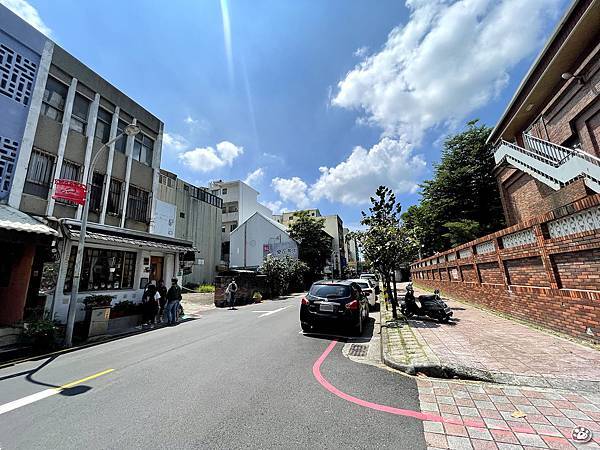 台南慶中街美食小吃早午餐五妃廟體育場伊莉的店貓與蟲的遊記生活 (4).jpg