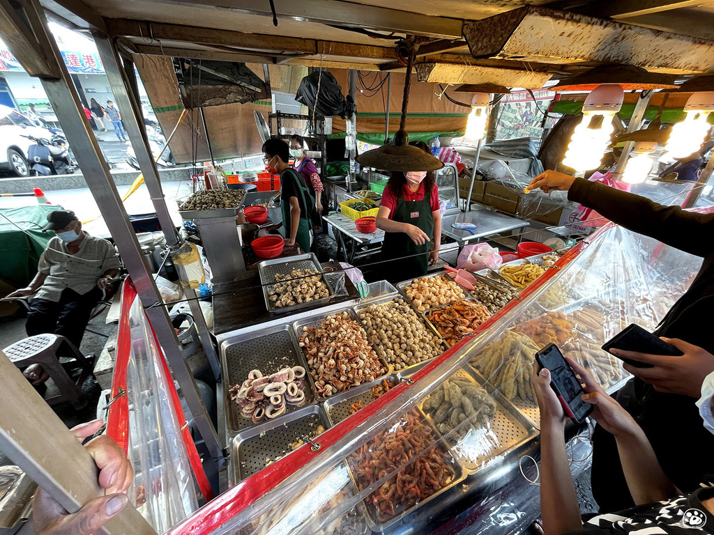 高雄興達觀光漁市港大發香酥魷魚景點推薦海鮮點心貓與蟲的遊記生活 (2).jpg