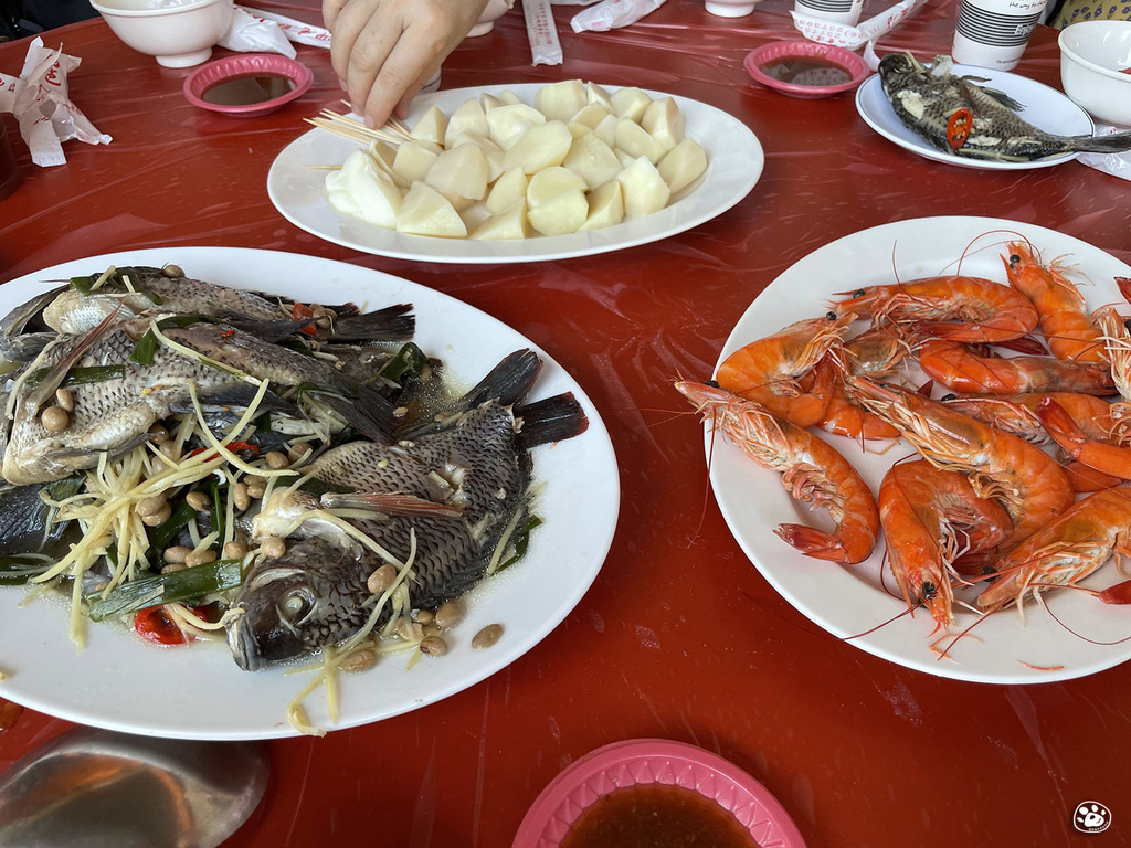 台南家庭長輩聚餐安南土城海產觸女蟳價錢菜單鹿耳門貓與蟲的遊記生活 (14).jpg