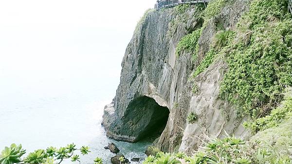 花蓮親不知子斷崖空中步道 .jpg