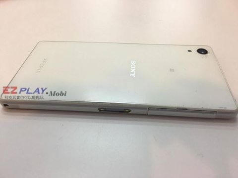 Sony Z2背蓋怎麼鼓鼓的