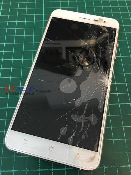 ASUS ZF3面板破裂 ASUS ZF3面板破裂