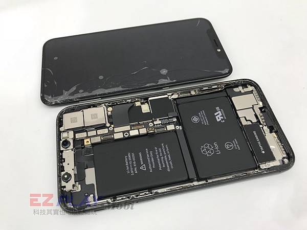 iphoneX電池耗電導致不開機，摔機後螢幕破裂或相機無法對