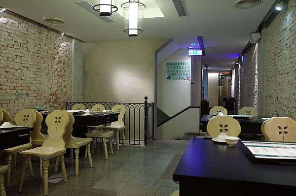 R0030011.JPG R0030011.JPG