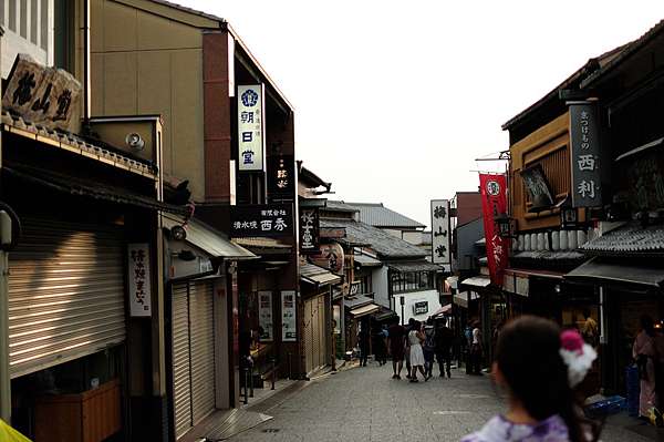日本 京都清水寺 二年坂 食物就要好好享受 痞客邦