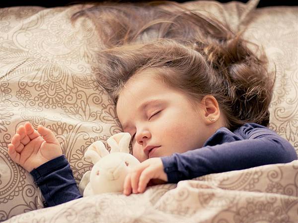 baby-1151348_960_720.jpg 孩童長高_孩子睡眠