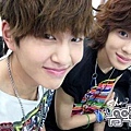 onew-taemin.jpg