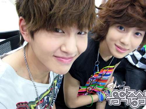 onew-taemin.jpg