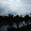 風雨欲來  是烏雲