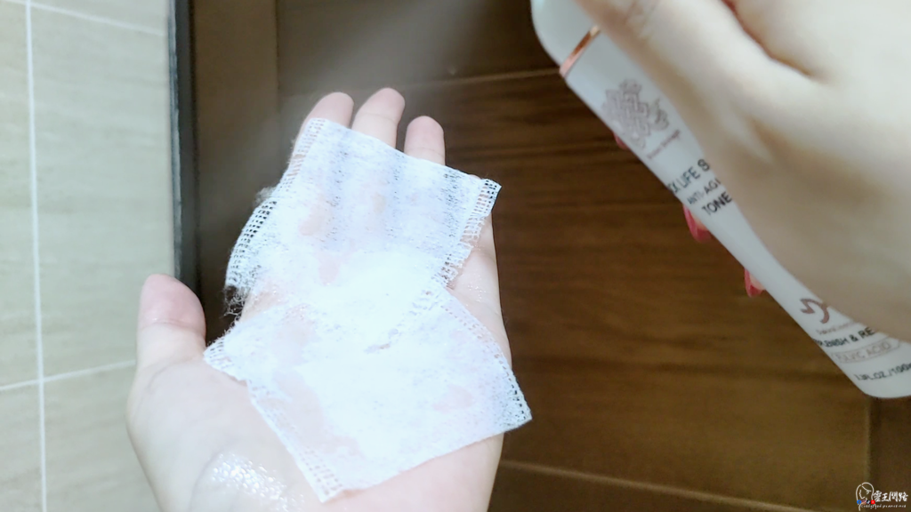 Dakinideesse評價｜不丹天然保養品｜喜來芝保養推薦｜富里酸保養｜弱酸性洗面乳好嗎｜溫和不刺激洗面乳推薦｜無香料洗面乳推薦｜無酒精噴霧化妝水推薦｜保濕噴霧什麼時候噴｜曬後鎮定化妝水推薦 (11).png