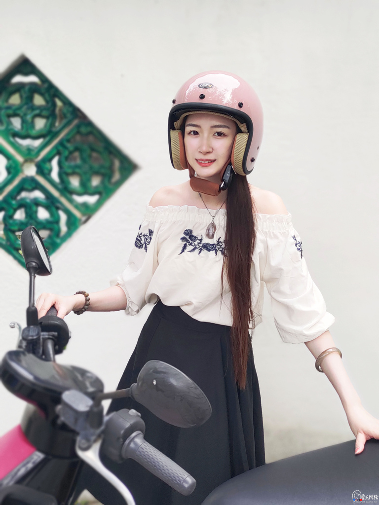 【安全帽推薦】女生一定會愛的8色！LEEHI復古騎士安全帽 (1).jpg