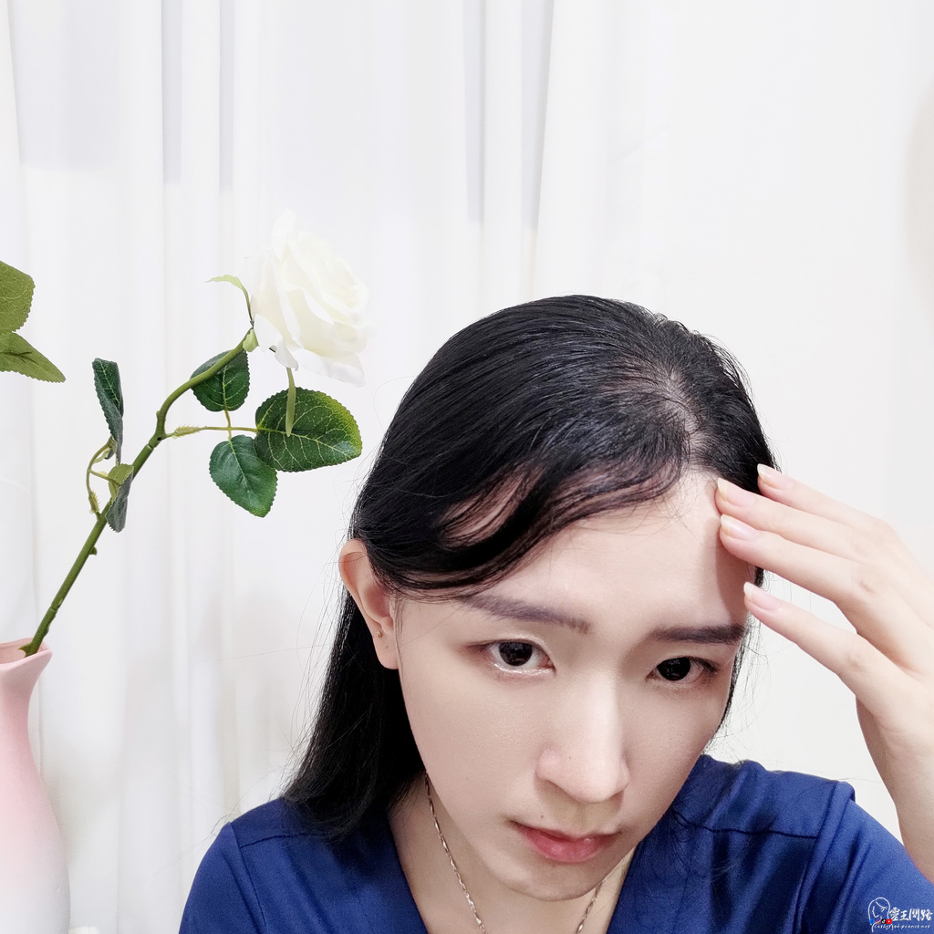 細軟髮的救星｜乾洗髮推薦｜Med%5CChi天然青葙純植乾洗蓬蓬粉｜支持公益 (1).jpg