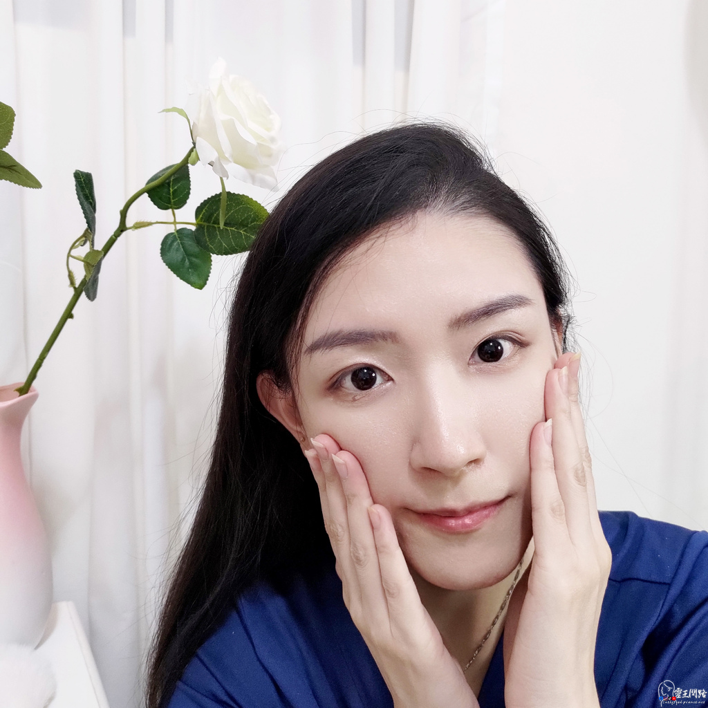 細軟髮的救星｜乾洗髮推薦｜Med%5CChi天然青葙純植乾洗蓬蓬粉｜支持公益 (2).jpg