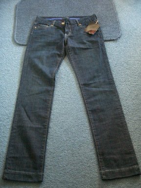 closest levi's outlet