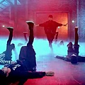 빅스(VIXX) - 저주인형 (VOODOO DOLL) Official Music Video_0000102978.jpg