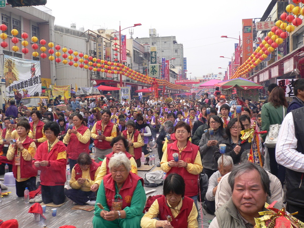 祭祖大典的街景