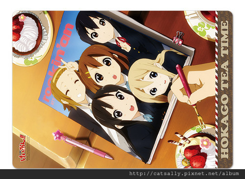 K-ON!!輕音部P2 桌墊(2).JPG