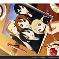 K-ON!!輕音部P2 桌墊(2).JPG