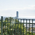 09