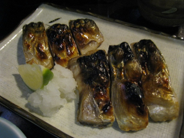 IMG_3254 無國界食堂-烤鯖魚220_resize.JPG