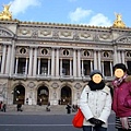D4_00 in front of opera house....JPG
