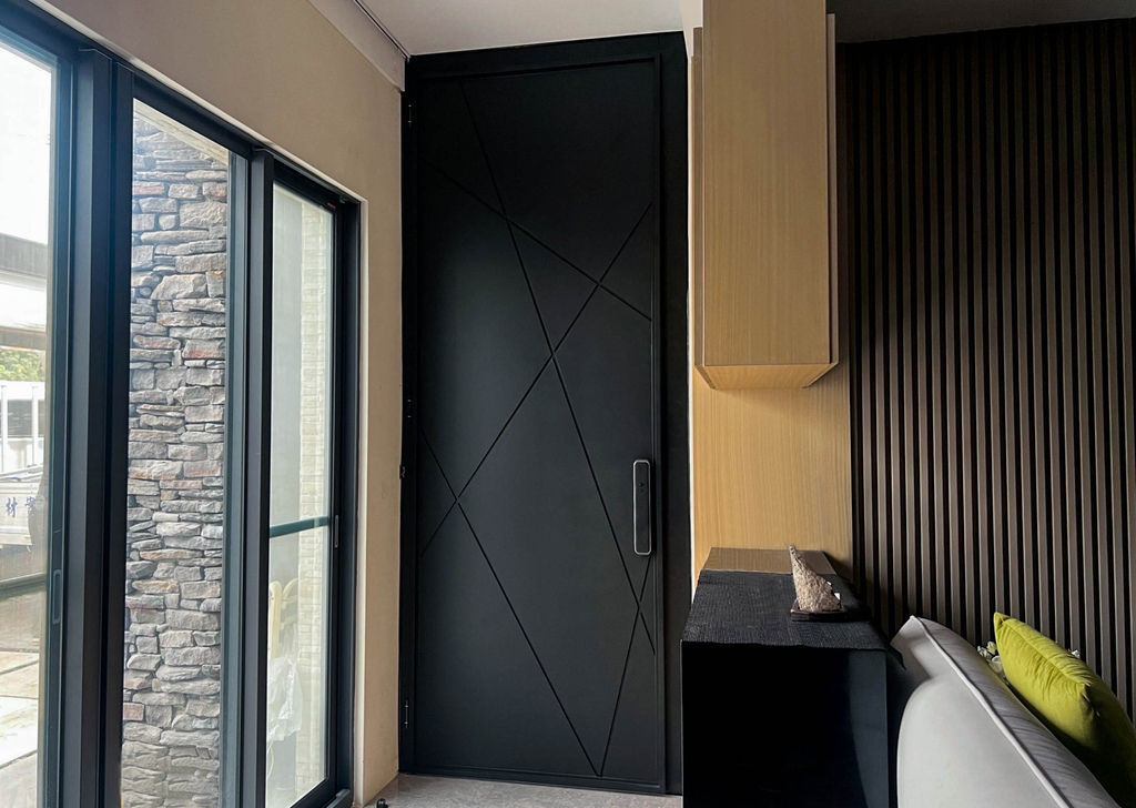 正邦鍛造-玄關門05.jpg 正邦鍛造-玄關門05.jpg