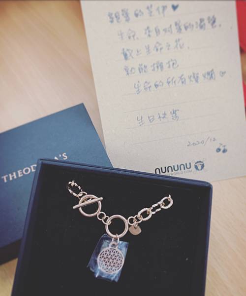 25763B02-1EE4-4293-8436-C149EBA8DB49